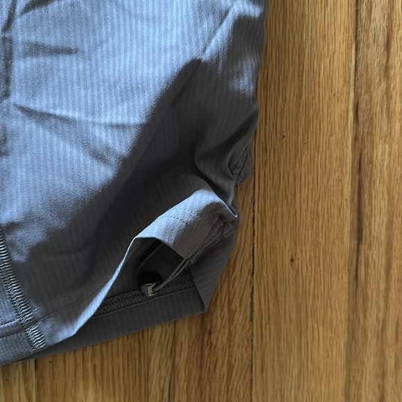 Lululemon sz 8 Dance Studio Crop *25" Lunar Rock, excellent condition like new - Picture 5 of 13